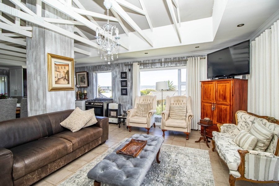 7 Bedroom Property for Sale in Stilbaai Wes Western Cape